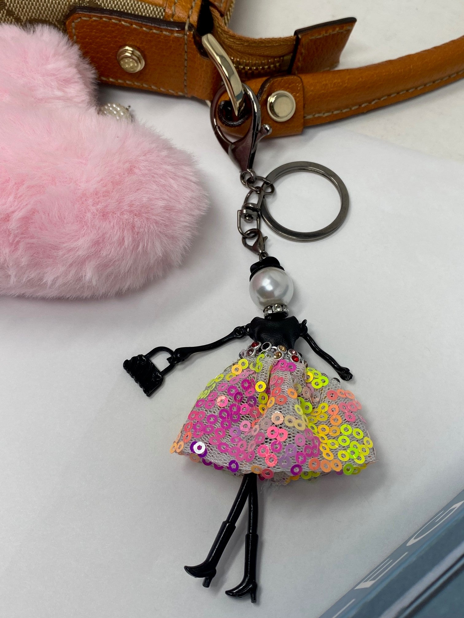 Wrapables Hanging Fashionista Doll Keychain, Crystal Rhinestone Keyring Bag Charm