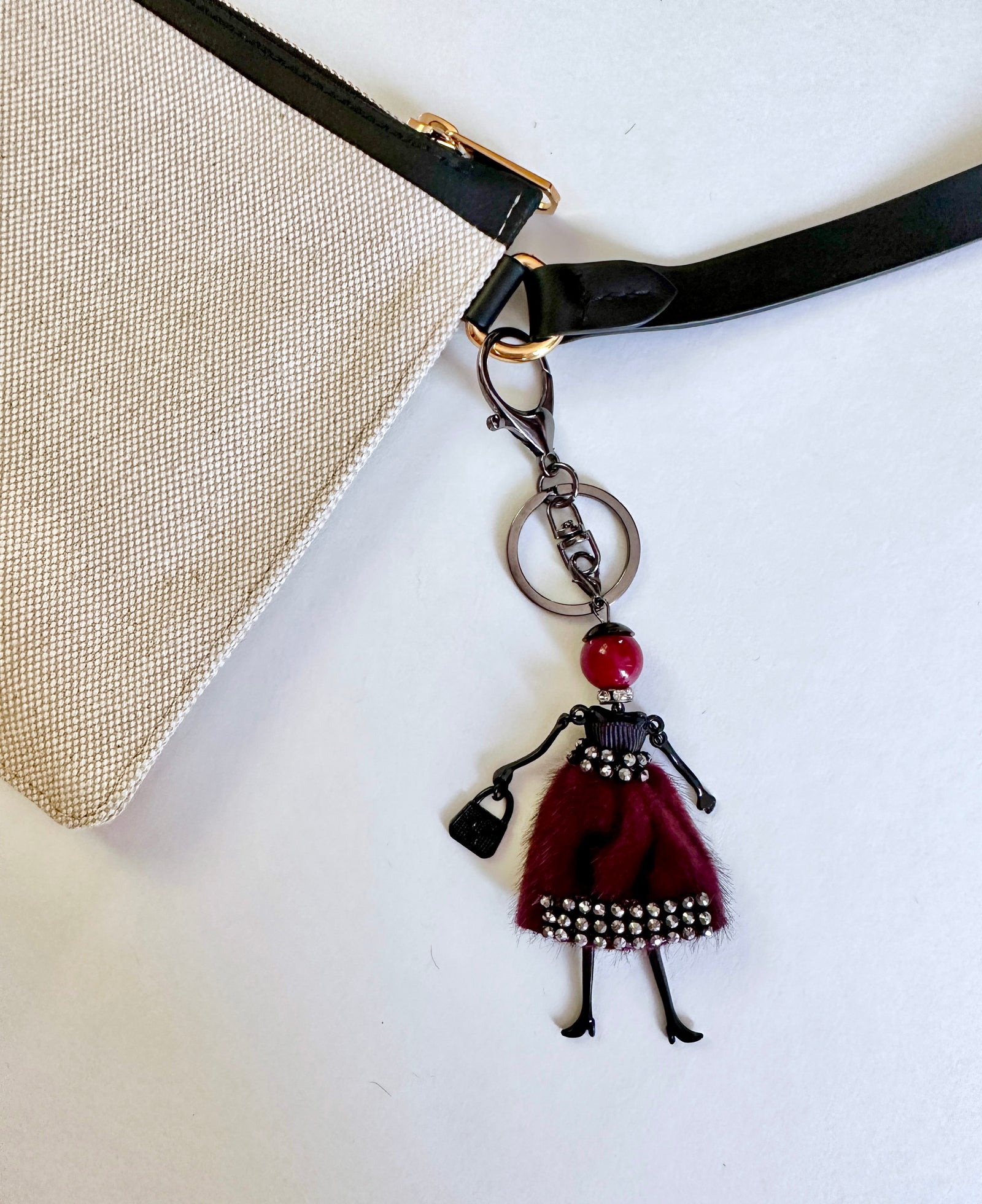 Wrapables Hanging Fashionista Doll Keychain, Crystal Rhinestone Keyring Bag Charm