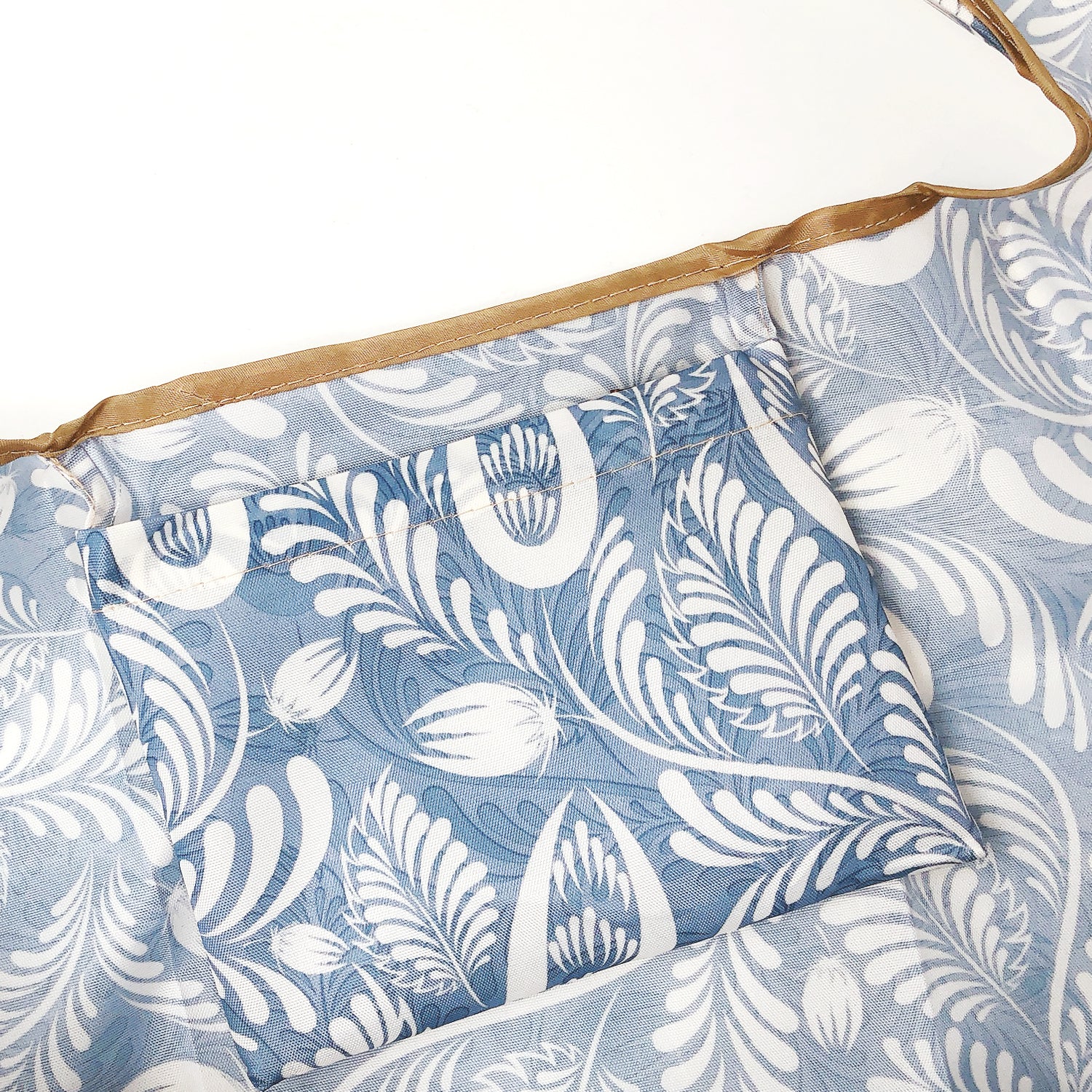 Wrapables Large & Small Foldable Tote Nylon Reusable Grocery Bags, Set of 2