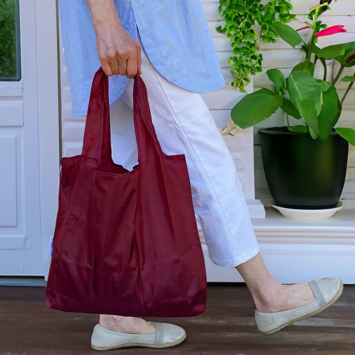Wrapables Large & Small Foldable Tote Nylon Reusable Grocery Bags, Set of 2