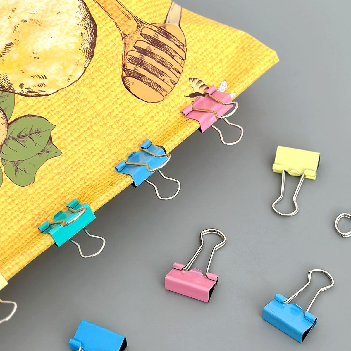 Wrapables Multicolor Binder Clips for Office, Paper Clamps, Paper Clips