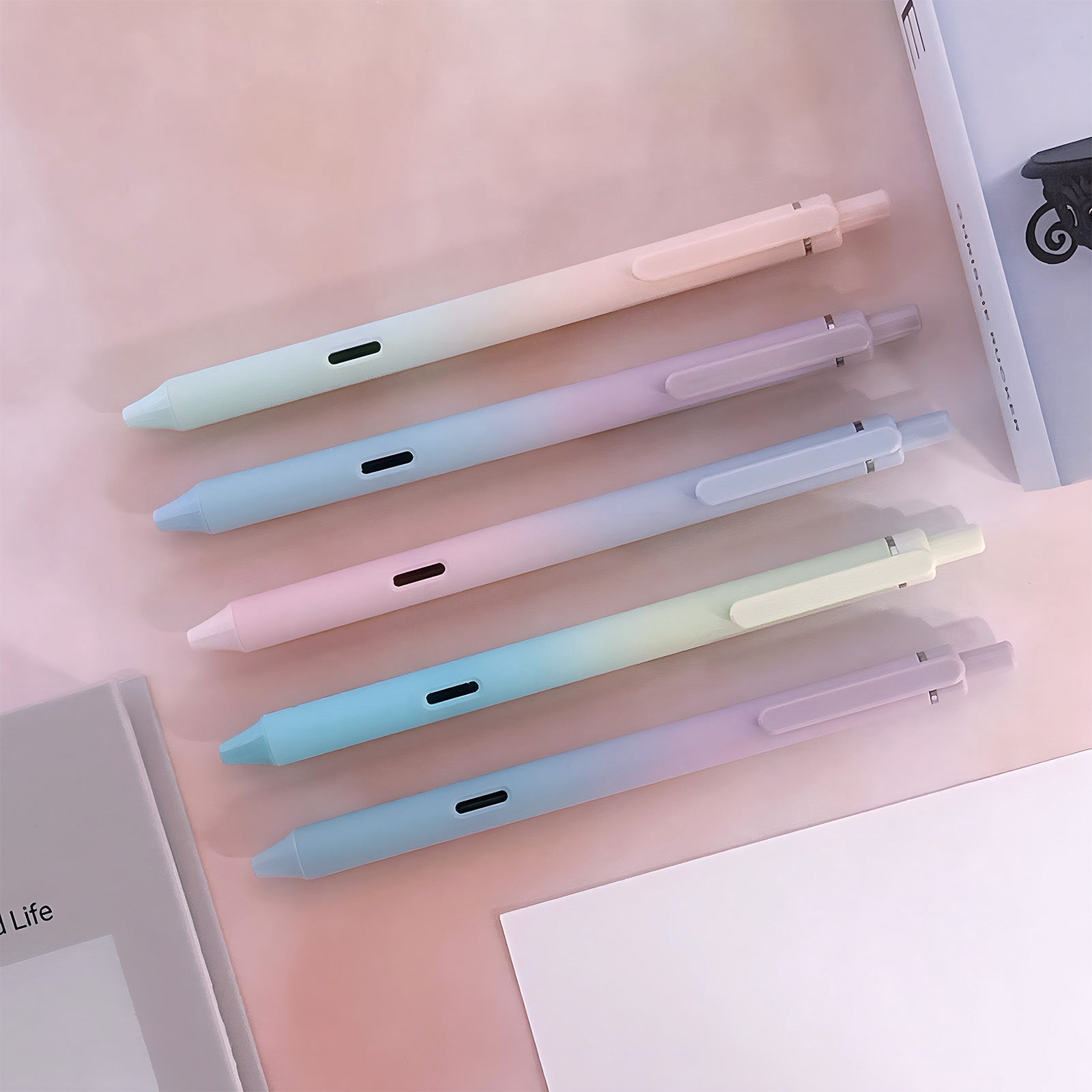 Wrapables Whisper Fusion Silent Retractable Gel Pen Set (5 Pack), 0.5mm Fine Point Black Ink