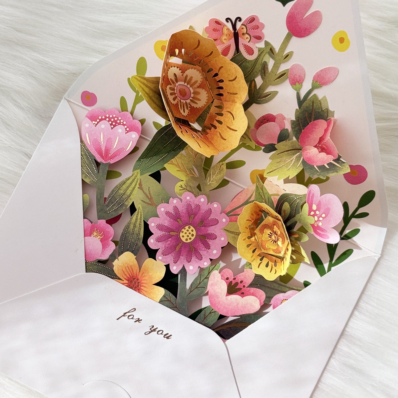 Wrapables 3D Pop Up Floral Greeting Card, Flower Bouquet Card for Mother's Day, Birthday, Anniversary, All Occasions, (Set of 2) Floral Bloom