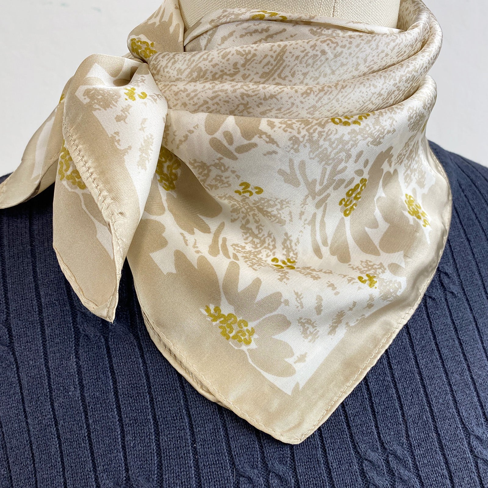 Wrapables Satin Neckerchief Square Scarf 26.5 x 26.5 Inches, Taupe Posies
