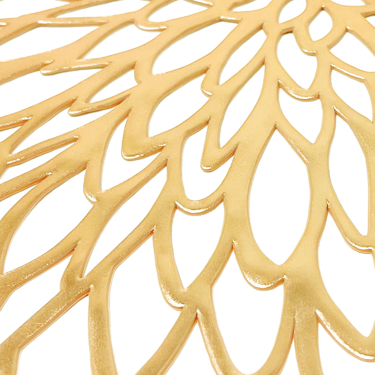 Wrapables Vinyl Metallic Colored Placemats for Weddings, Parties, Special Events (Set of 4), Gold Blossom