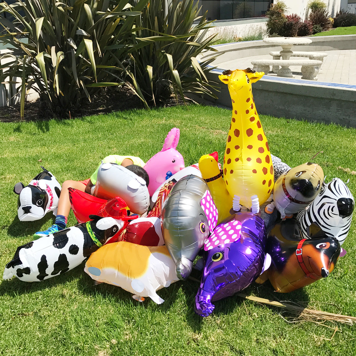 Wrapables Walking Animal Pet Balloons, Set of 3