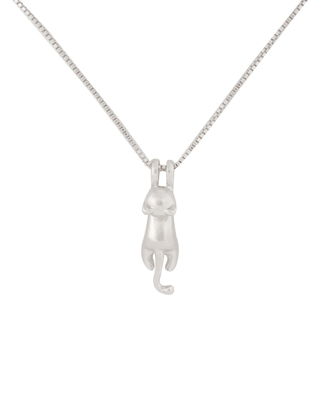 Wrapables 925 Sterling Silver Plated Cute Hanging Cat Pendant Necklace