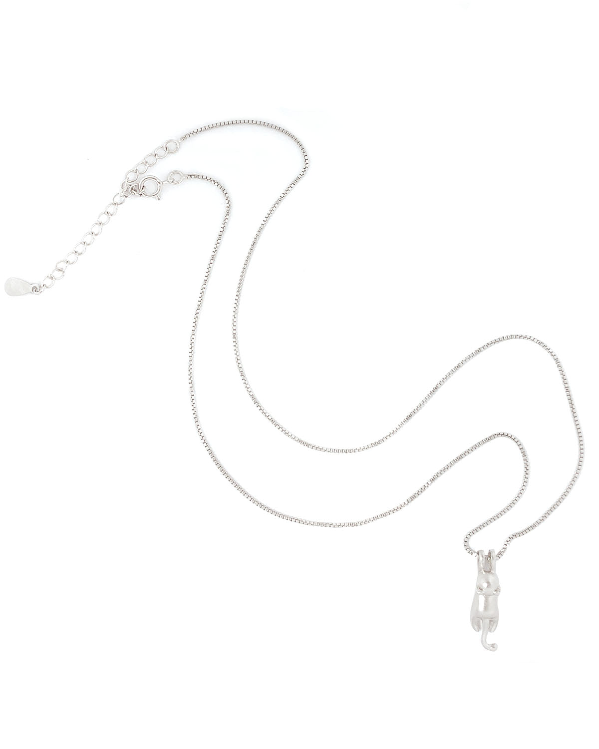 Wrapables 925 Sterling Silver Plated Cute Hanging Cat Pendant Necklace