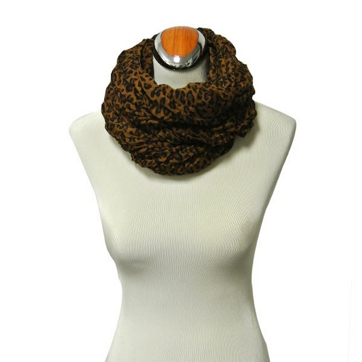 Wrapables Leopard Pattern Wrinkle Scarf
