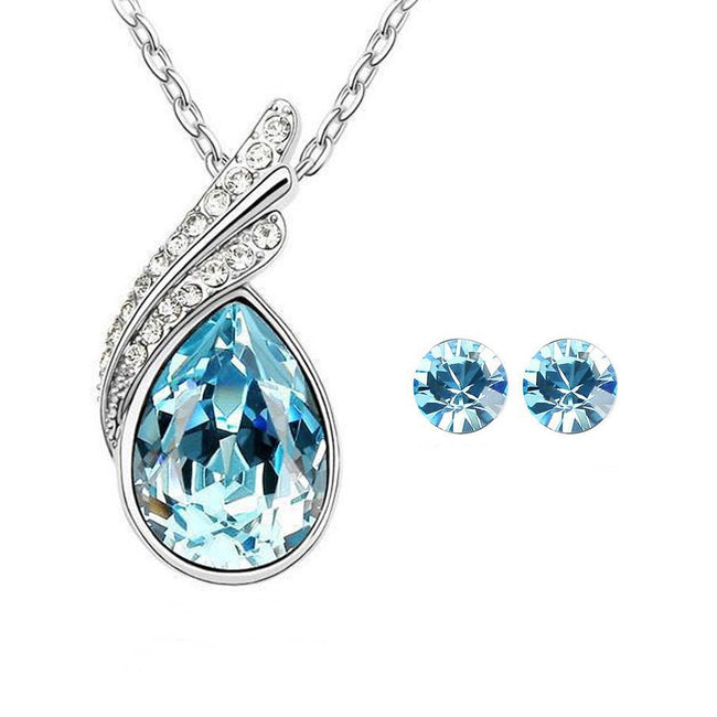Wrapables Elegant Teardrop Crystal Pendant Necklace and Stud Earrings Jewelry Set