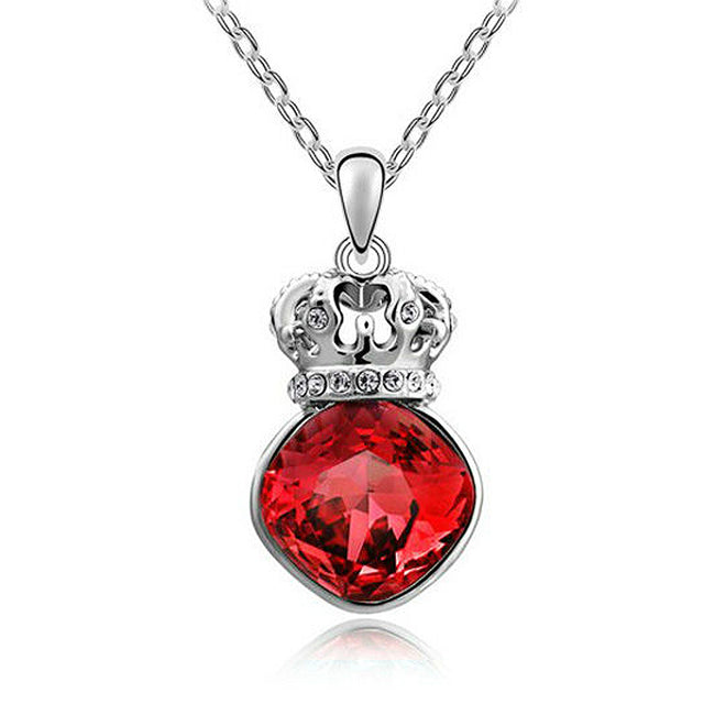 Wrapables Crystal Majestic Crown Pendant Necklace