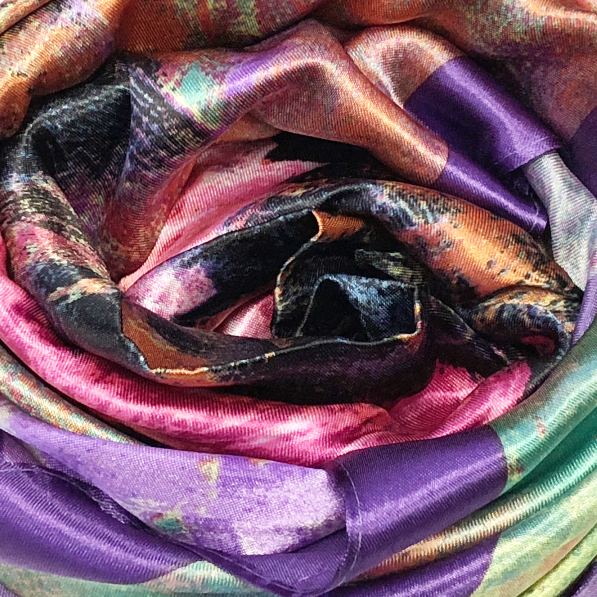 Wrapables Silky Feeling Satin Square Scarf
