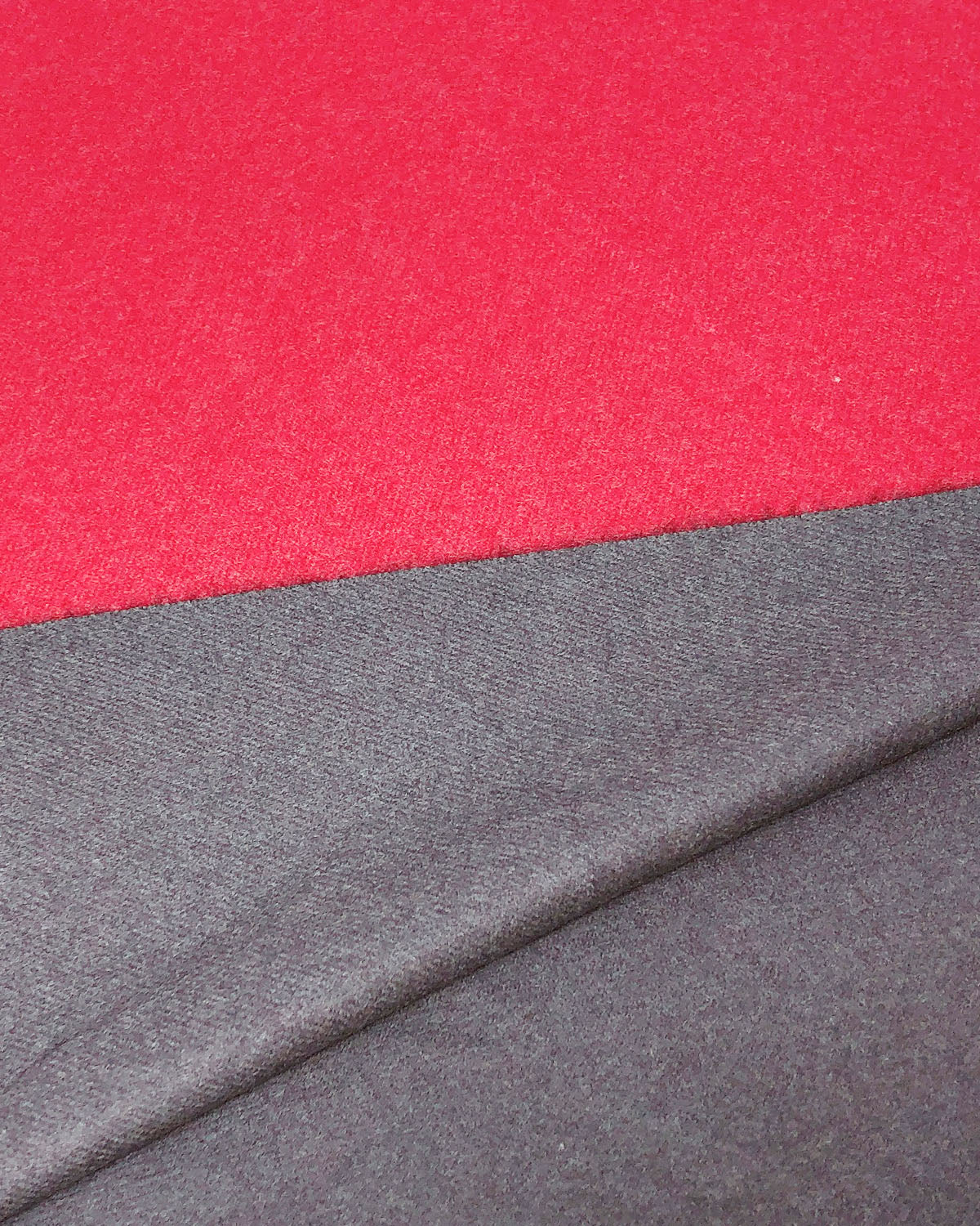 Wrapables Soft Cashmere-Feeling Lightweight Scarf, Large Two-Tone Warm Scarf Wrap Shawl for Winter