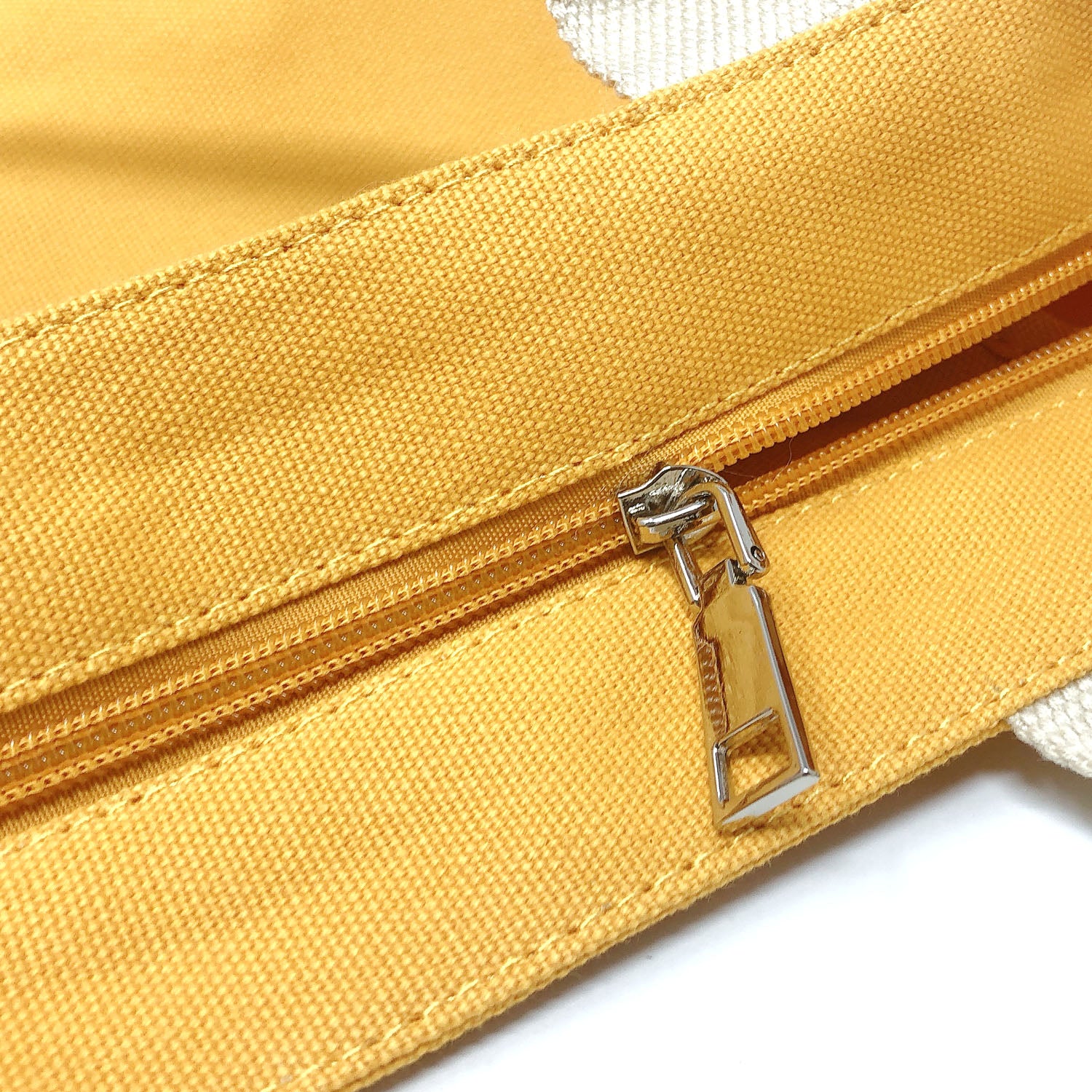 Wrapables Canvas Tote Bag for Women, Casual Cross Body Shoulder Handbag