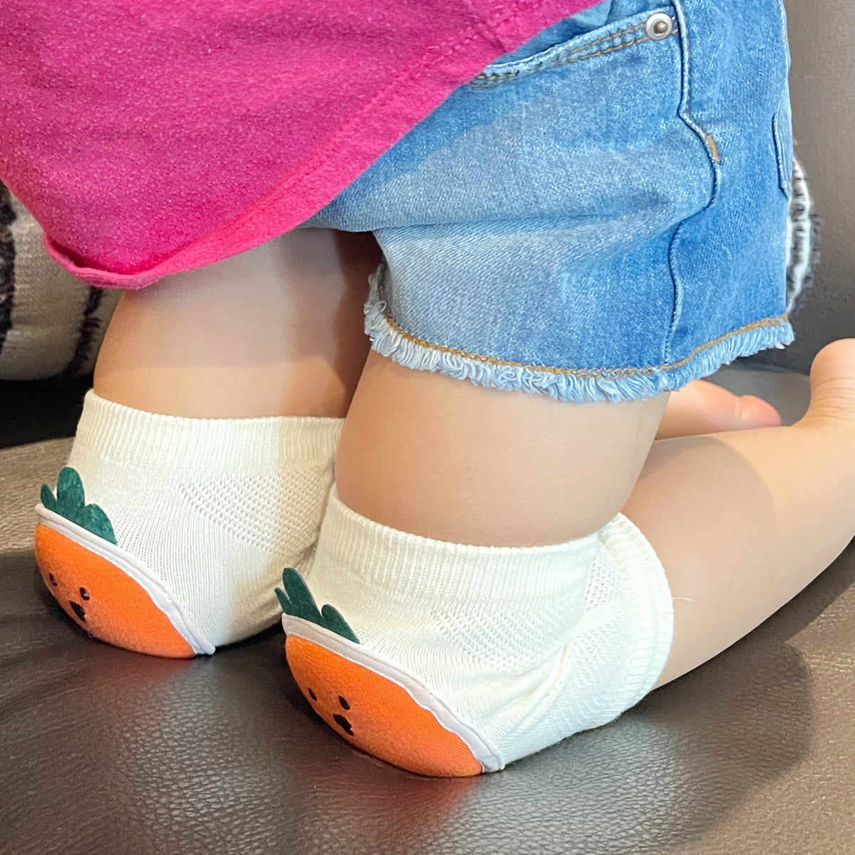 Wrapables Protective Baby Knee Pads for Crawling