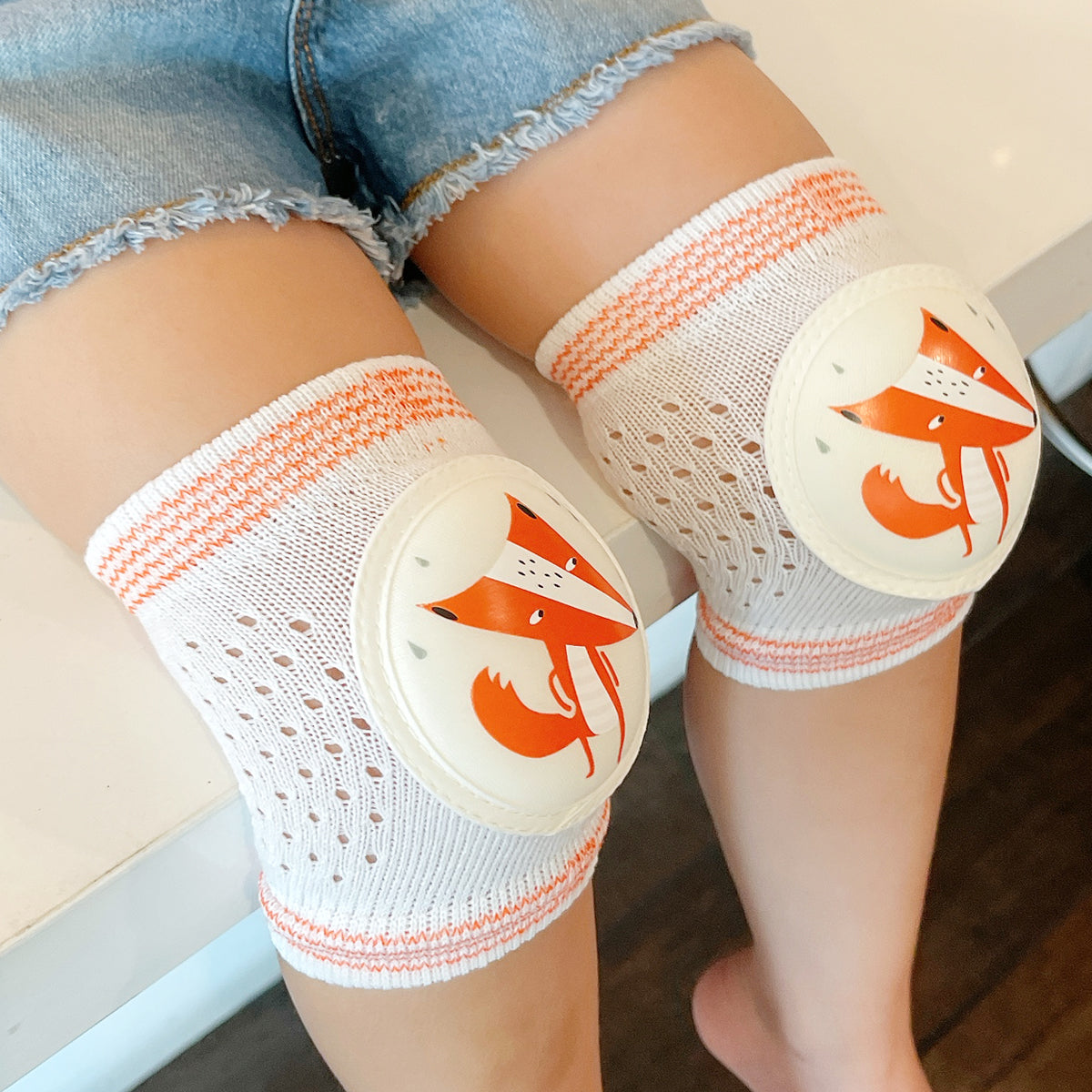 Wrapables Protective Baby Knee Pads for Crawling