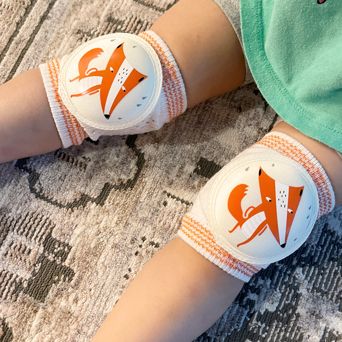 Wrapables Protective Baby Knee Pads for Crawling