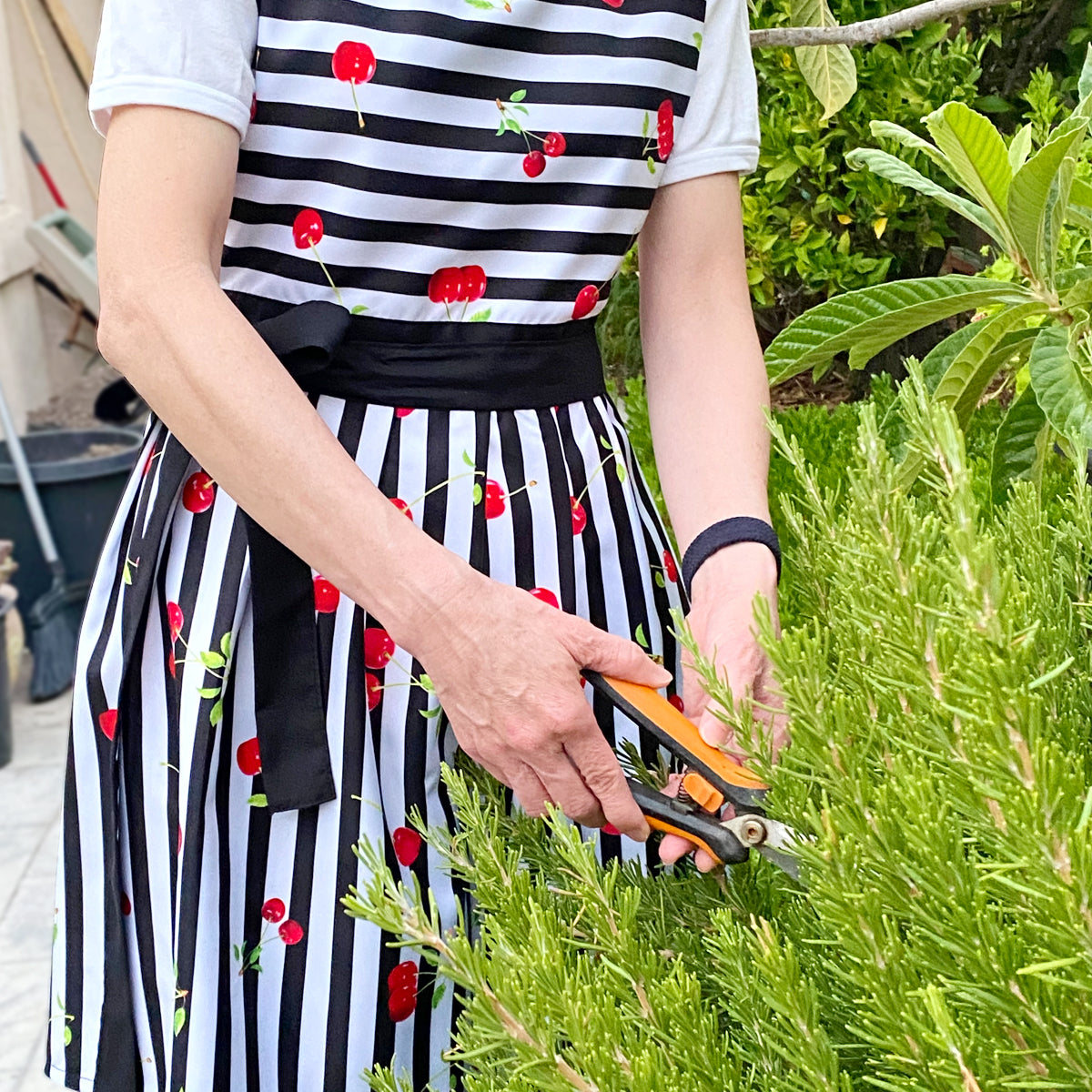 Wrapables Cherries and Stripes Flirty Apron