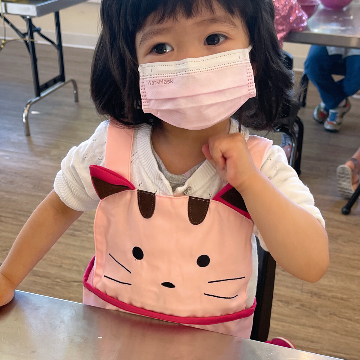 Wrapables Cute Pink Kitty Children's Apron