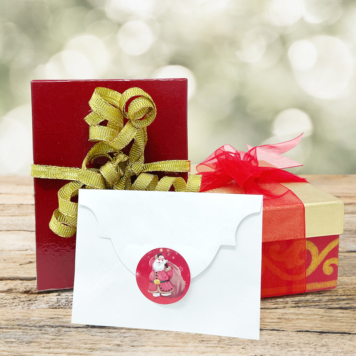 Wrapables Christmas Stickers Label Roll, Holiday Stickers for Sealing Cards, Envelopes, Gift Boxes, Festive Party Favors (500 pcs)
