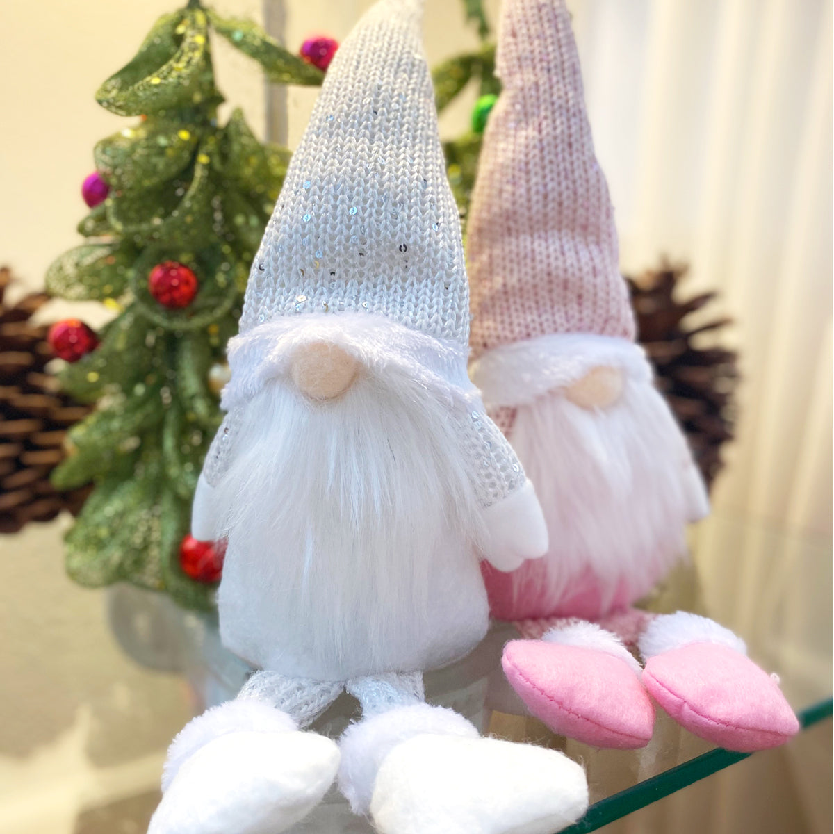 Wrapables Pink & White Sitting Gnome Dolls for Tabletop and Holiday Decorations (Set of 2)