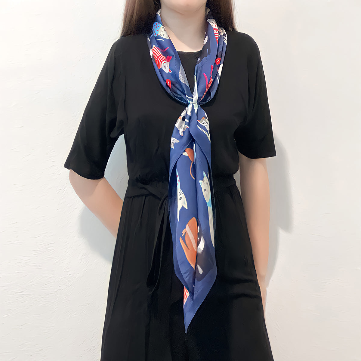 Wrapables Large Fashionable Cats Head Wrap Square Scarf 35 x 35 Inches