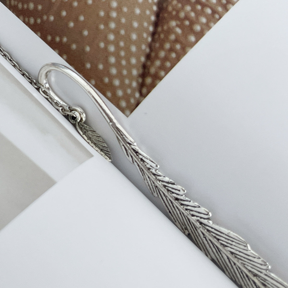 Wrapables Metal Leaf Bookmark with Charm for Book Lovers & Readers (Set of 2)