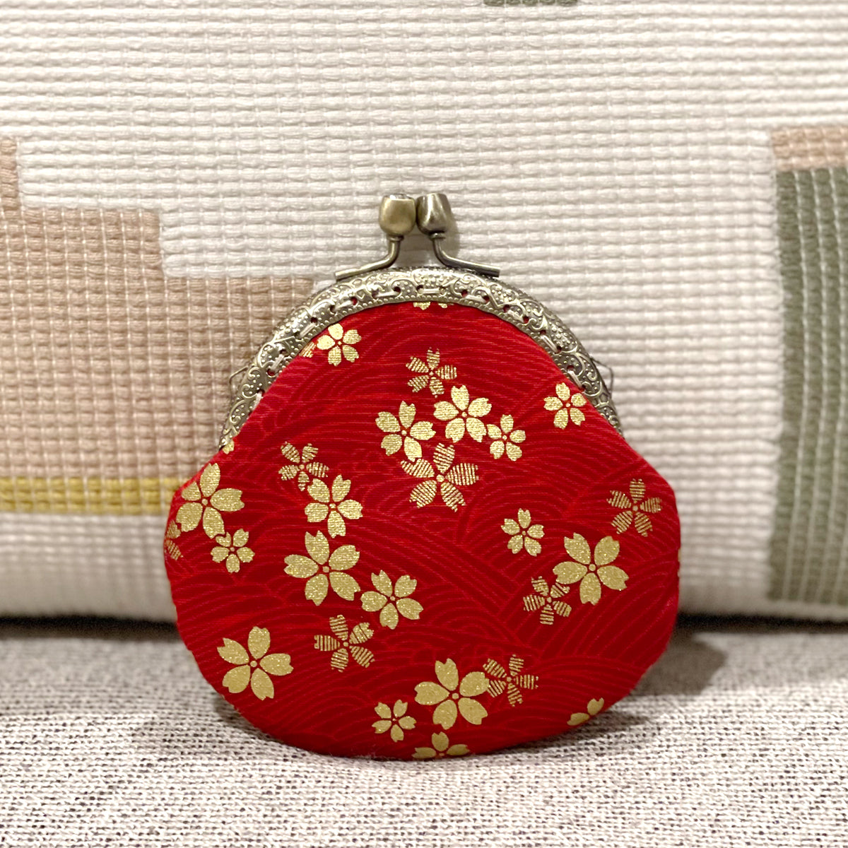 Wrapables Stylish Decorative Coin Purse, Clasp Wallet