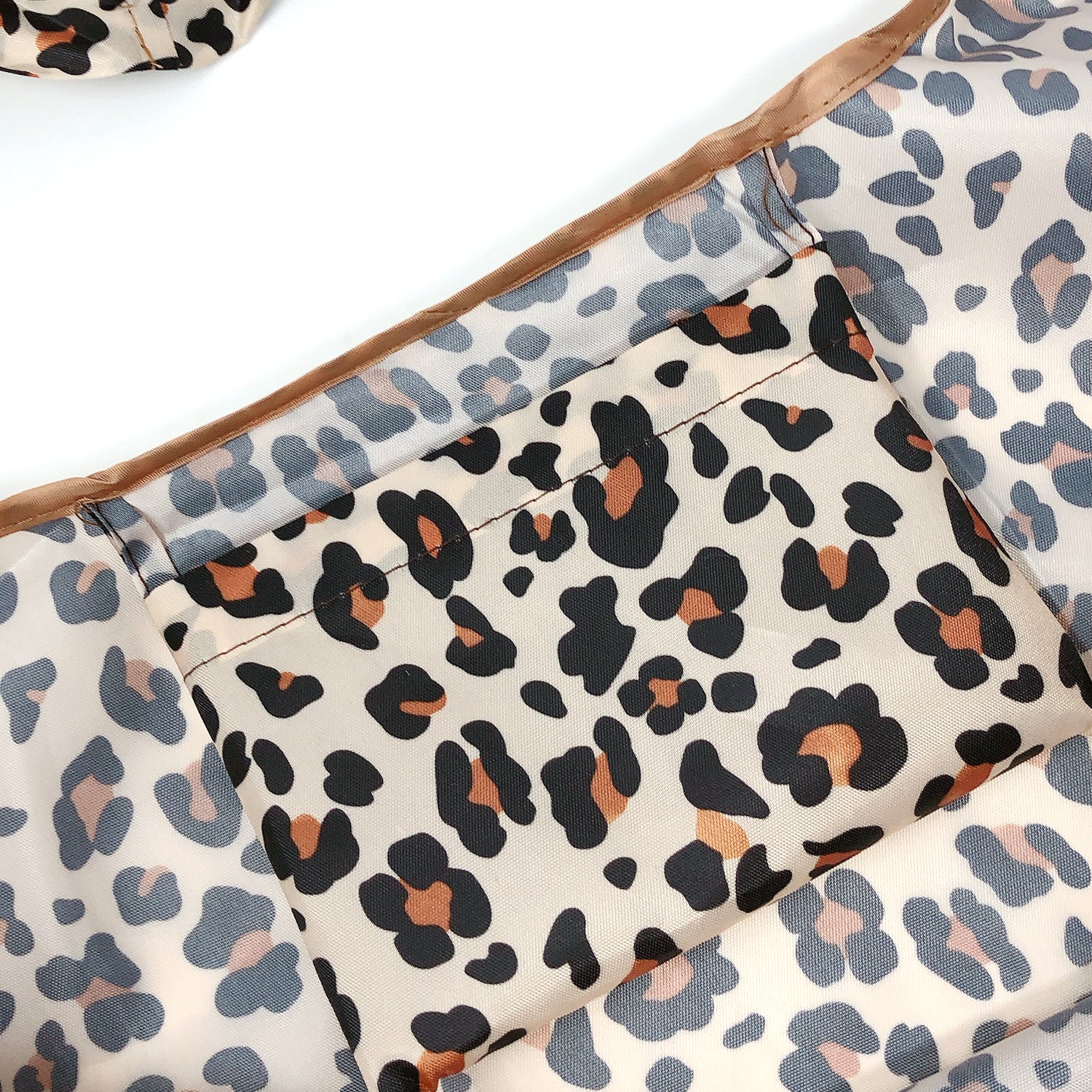 Wrapables Large & Small Foldable Tote Nylon Reusable Grocery Bags, Set of 2