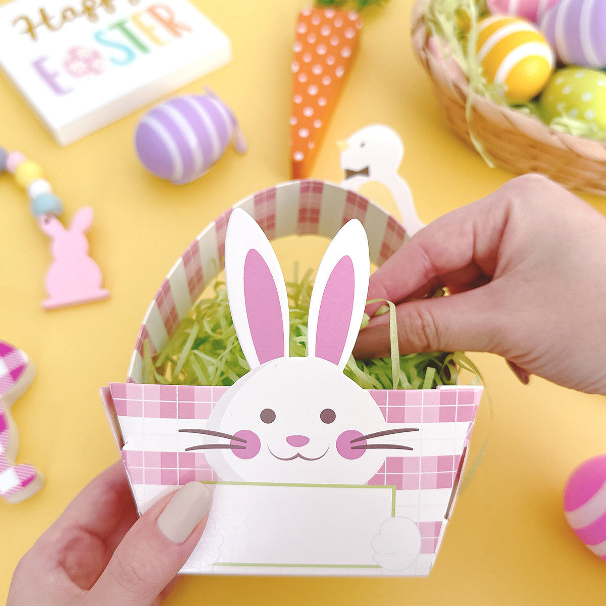 Wrapables Easter Gift Baskets with Handle, Treat Boxes for Eggs, Cookies and Candy