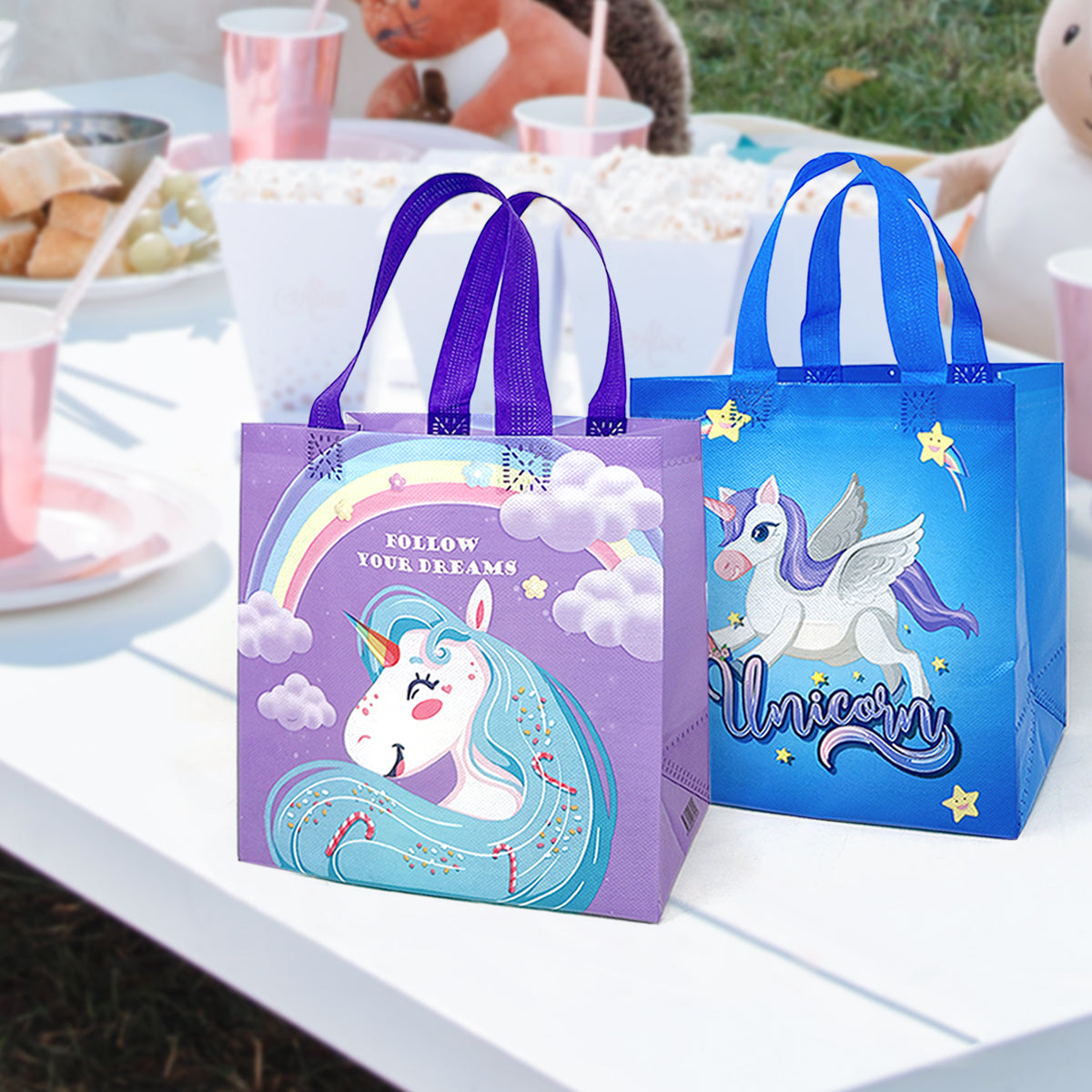 Wrapables Non-Woven Reusable Gift Bags with Handles for Parties, Birthdays, Favors and Treats (Set of 8)