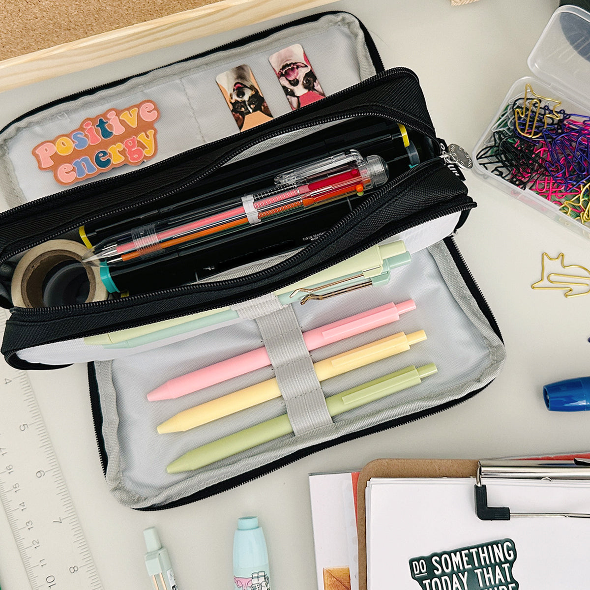 Wrapables Large Capacity Pencil Case, 3 Compartment Pencil Pouch for Stationery Pens