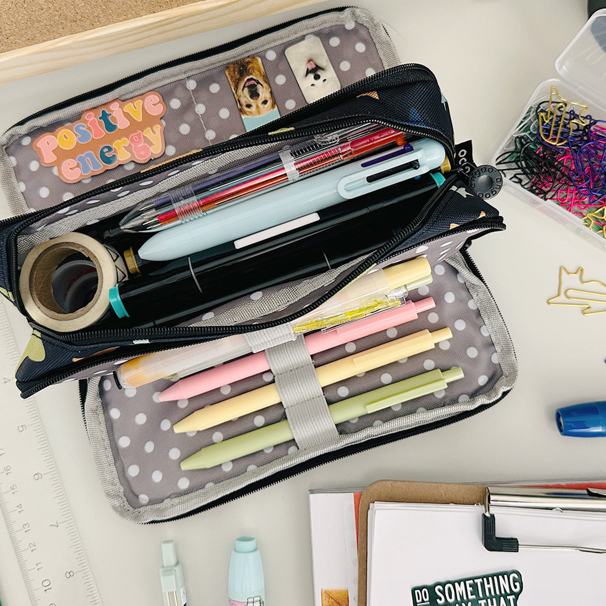 Wrapables Large Capacity Pencil Case, 3 Compartment Pencil Pouch for Stationery Pens