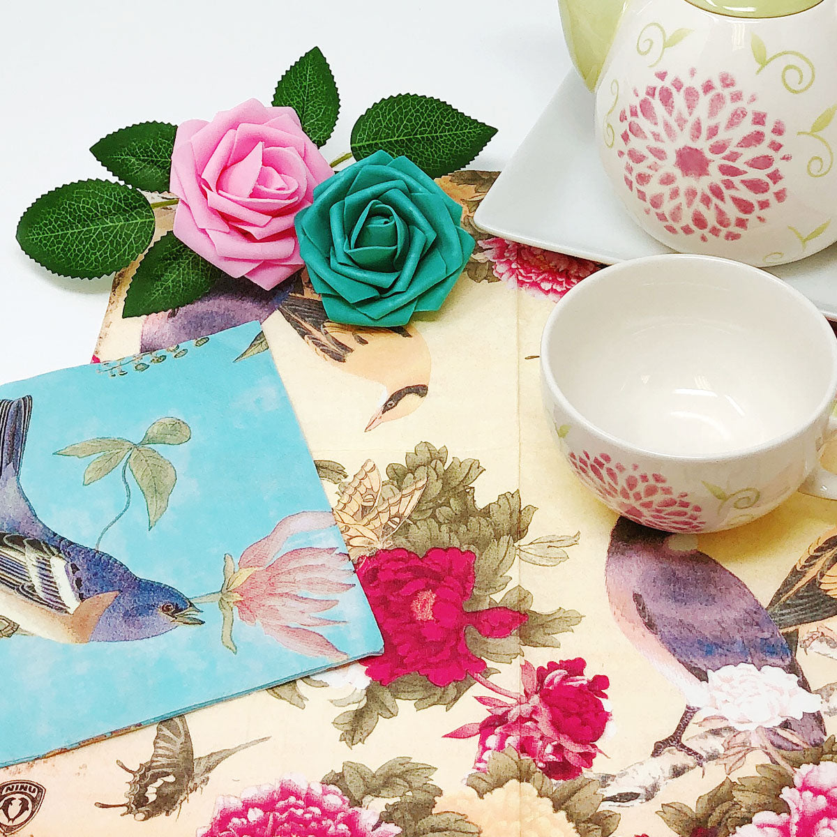 Wrapables Floral 2 Ply Paper Napkins (40 Count) for Wedding, Dinner Party, Tea Party, Decorative Decoupage