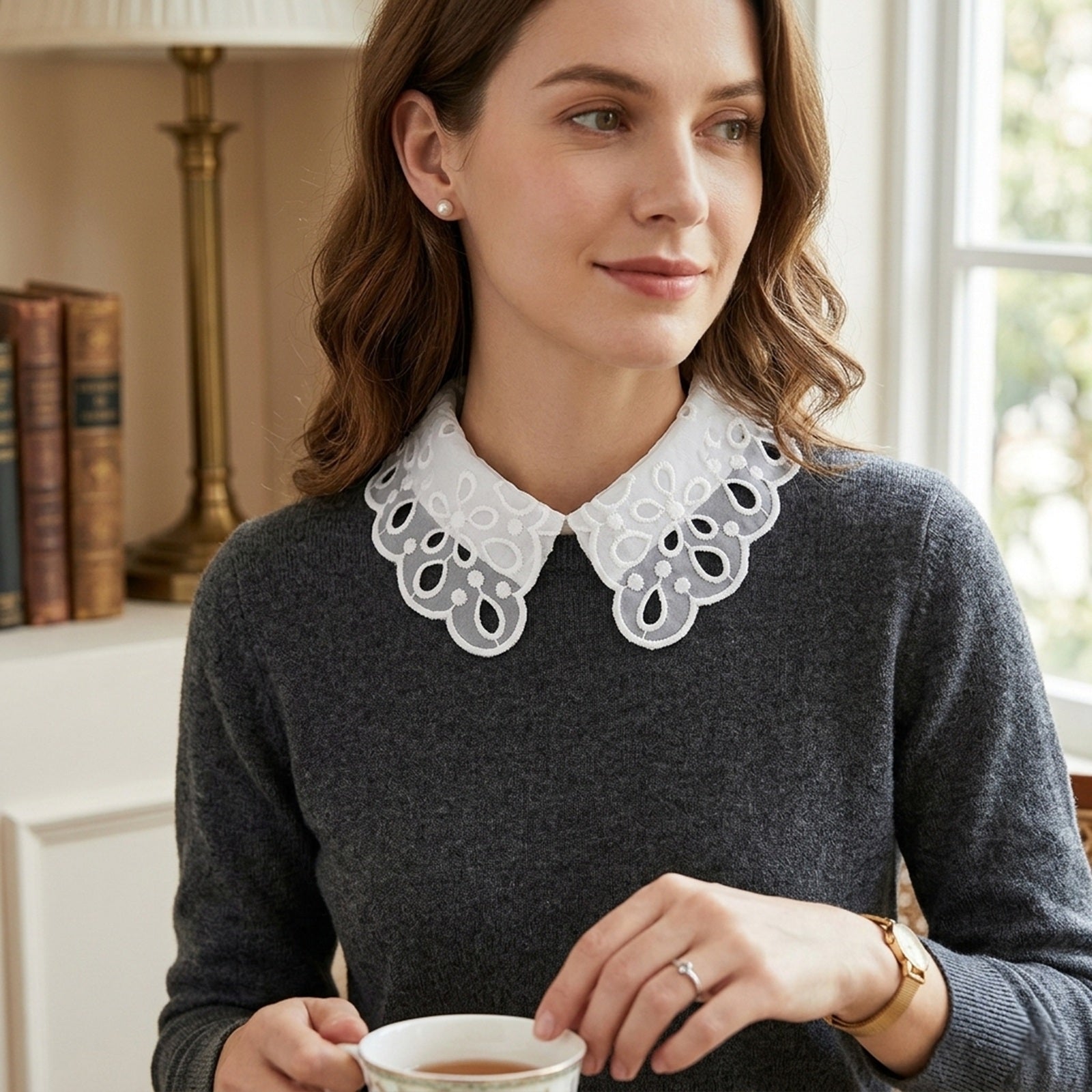 White Romantic Floral Lace Collar Necklace