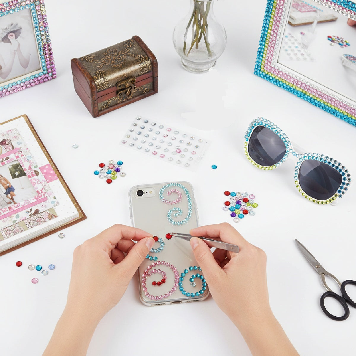 4mm Multi-Color Crystal Diamond Sticker Adhesive Rhinestone, 846pcs