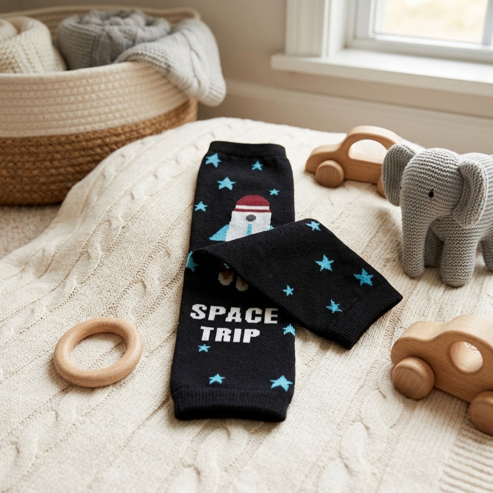 Wrapables Colorful Baby & Toddler Leg Warmers 1, Space Trip