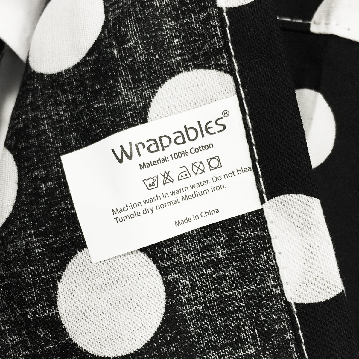 Wrapables Adjustable Hostess Apron, Black Polka Dots