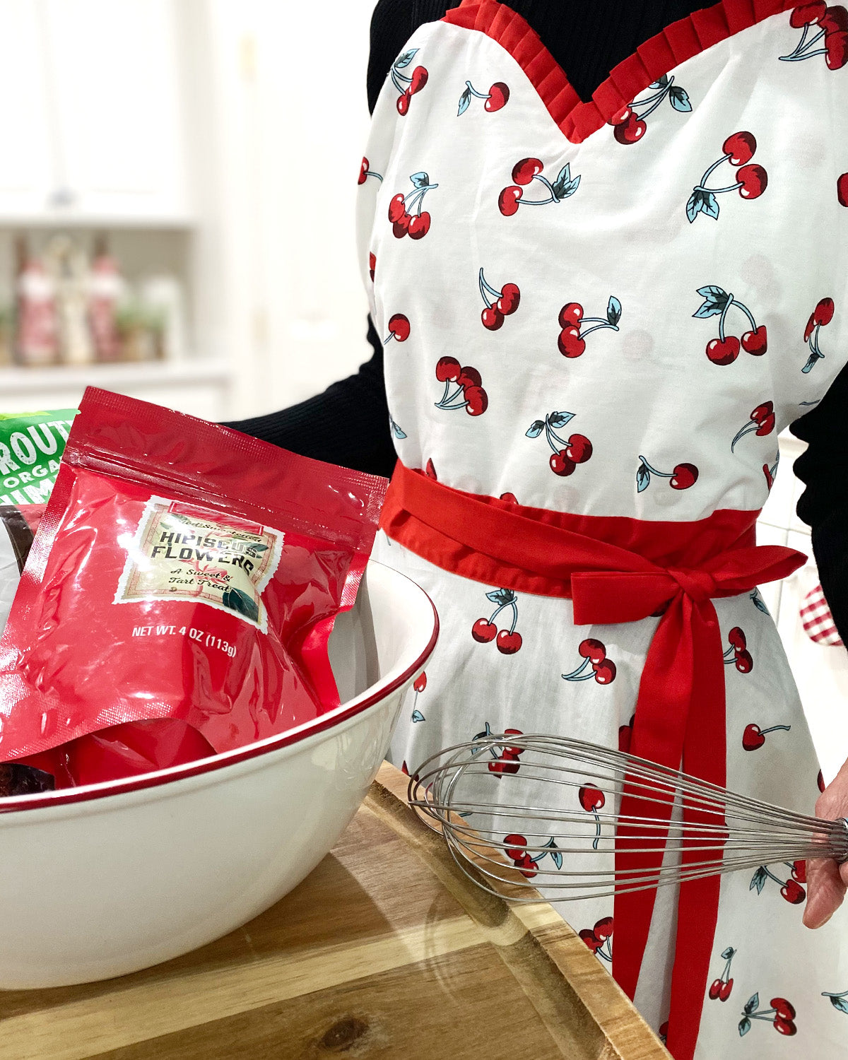 Wrapables Adjustable Flirty Hostess Apron, Sweet Cherries