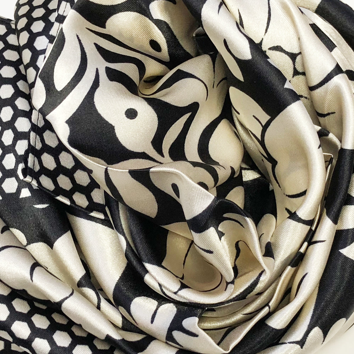 Wrapables Silky Feeling Satin Square Scarf, Floral Damask
