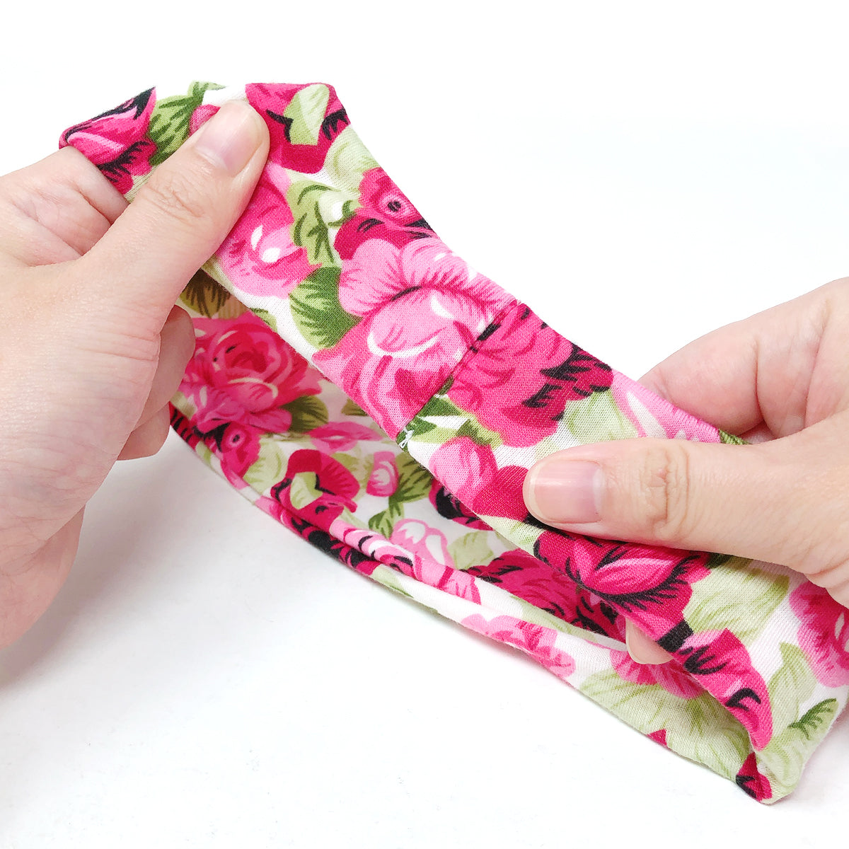 Wrapables Boho Vintage Floral Elastic Headbands for Sports, Yoga, Workouts, Facials (Set of 6), Floral Print