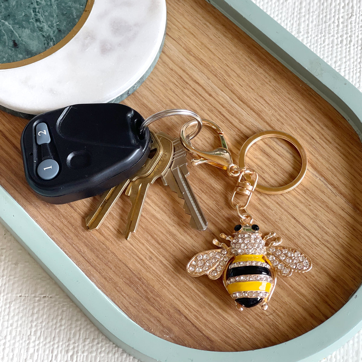 Wrapables Crystal Bling Key Chain Keyring with Tassel Car Purse Handbag Pendant, Bee