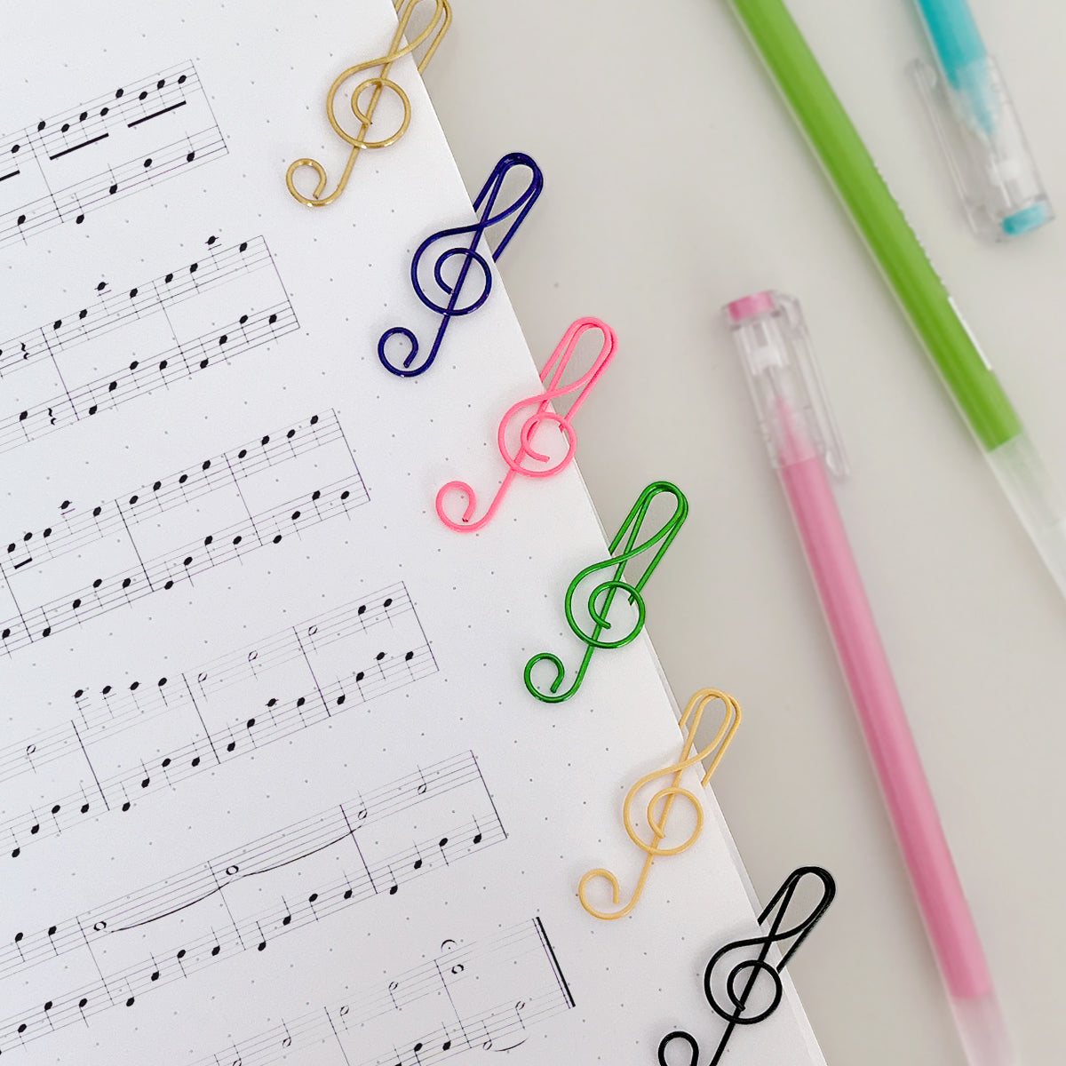 Wrapables Paper Clips Bookmarks for Office Home School (Set of 50), Treble Clef