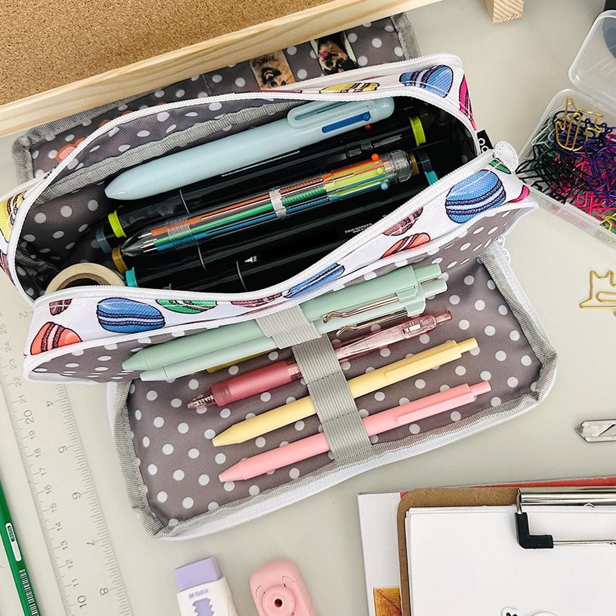 Wrapables Large Capacity Pencil Case, 3 Compartment Pencil Pouch for Stationery Pens, Macarons