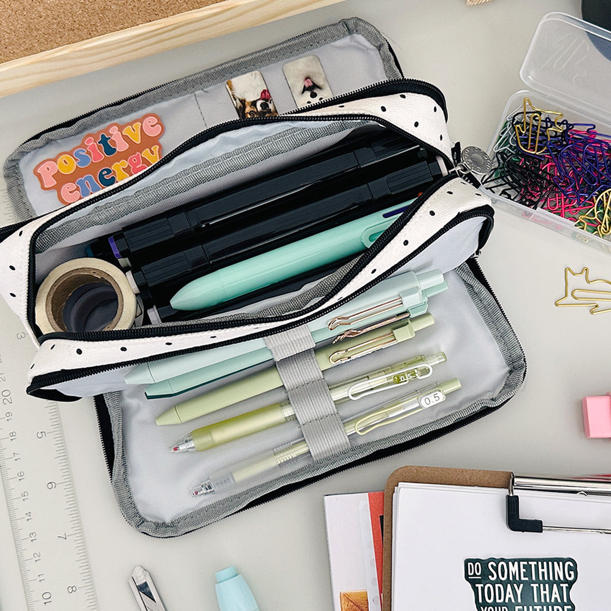 Wrapables Large Capacity Pencil Case, 3 Compartment Pencil Pouch for Stationery Pens, Black Dots