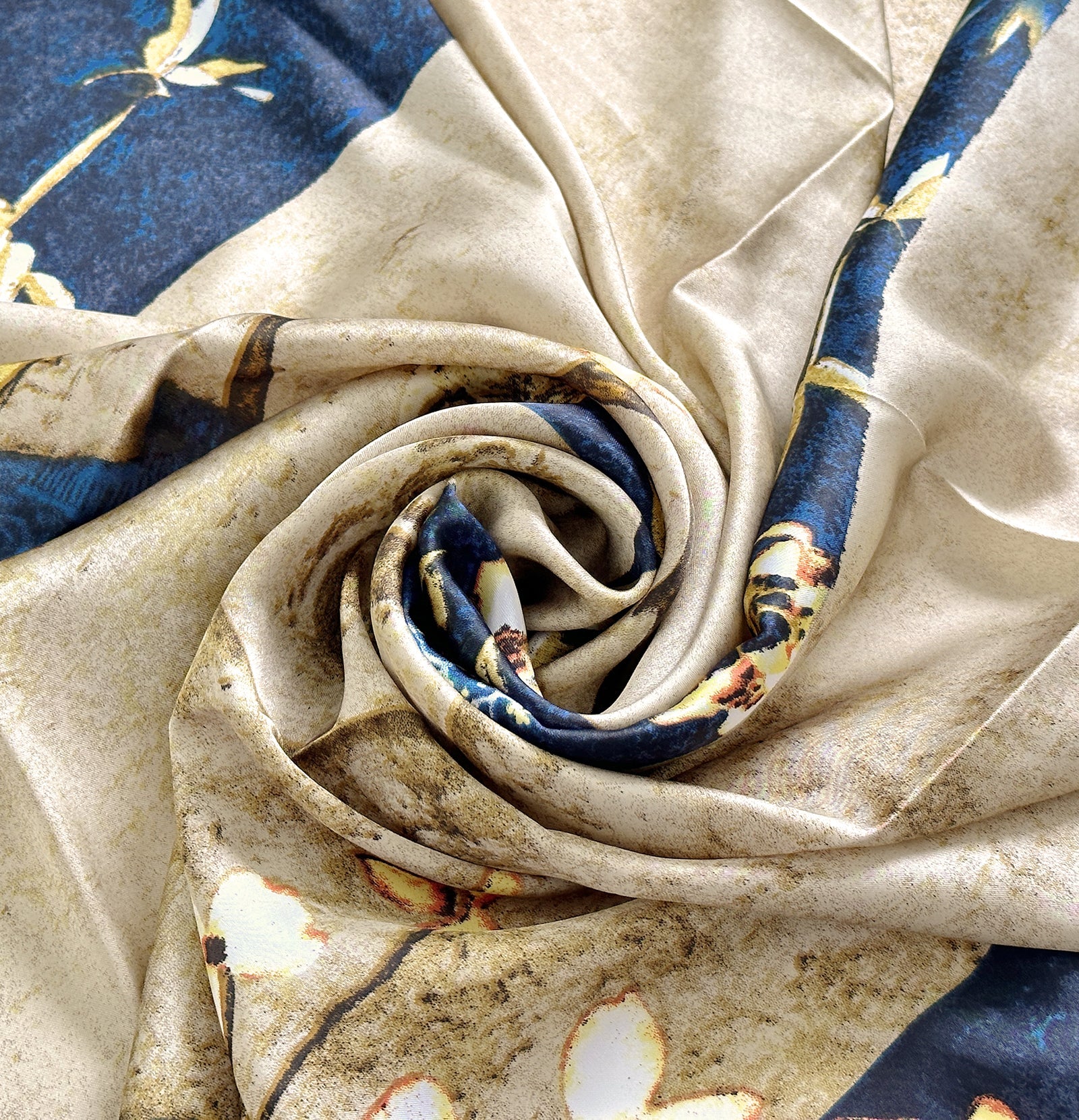 Wrapables Silk Like Satin Polyester Large Scarf Wrap, Blossoms in a Vase