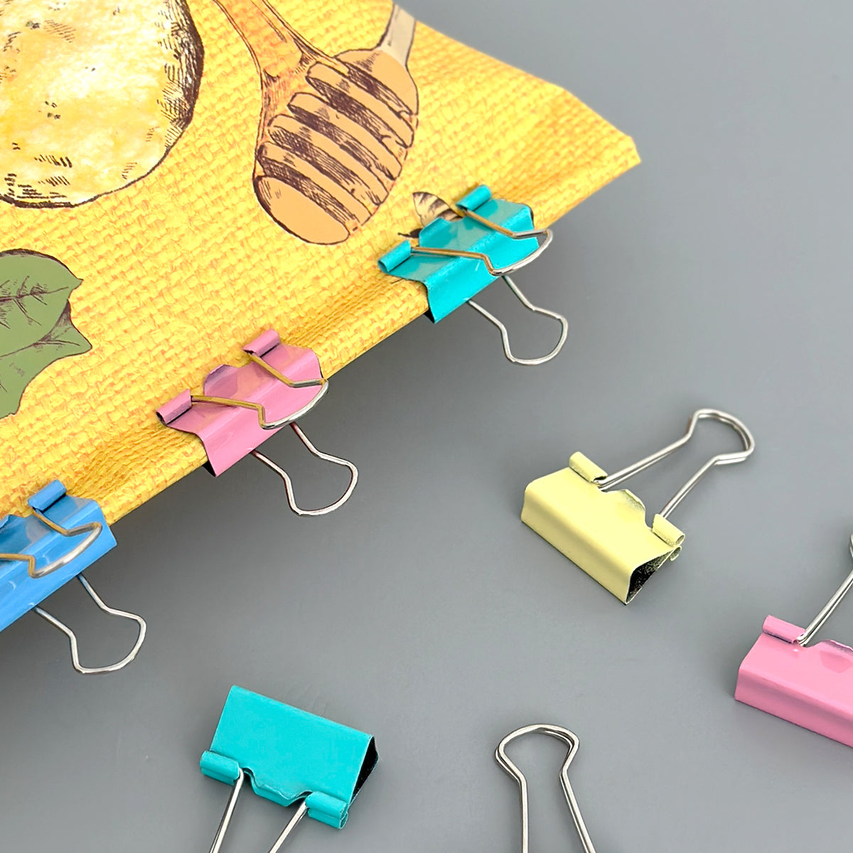 Wrapables Multicolor Binder Clips for Office, Paper Clamps, Paper Clips