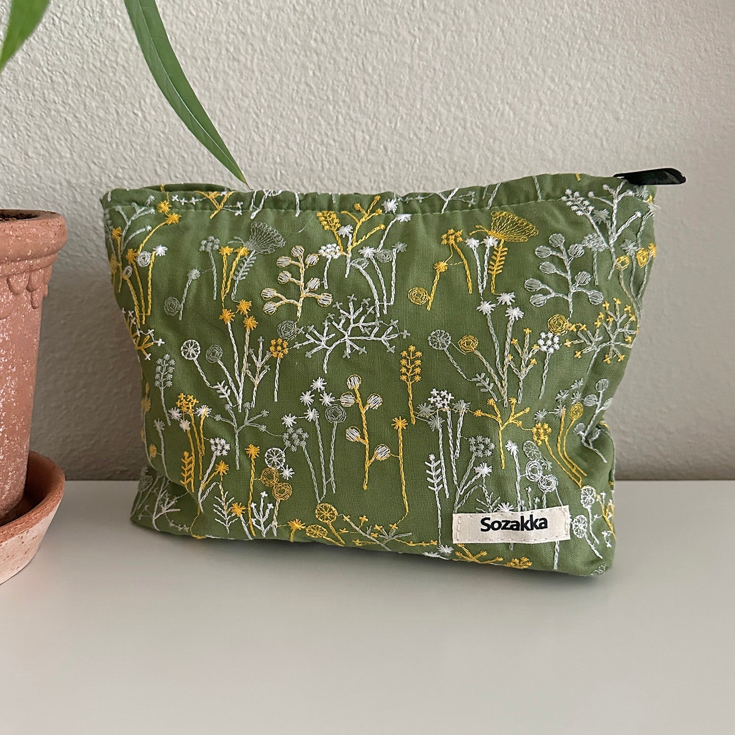 Wrapables Cosmetic Pouch, Makeup and Toiletry Travel Bag, Embroidered Grass