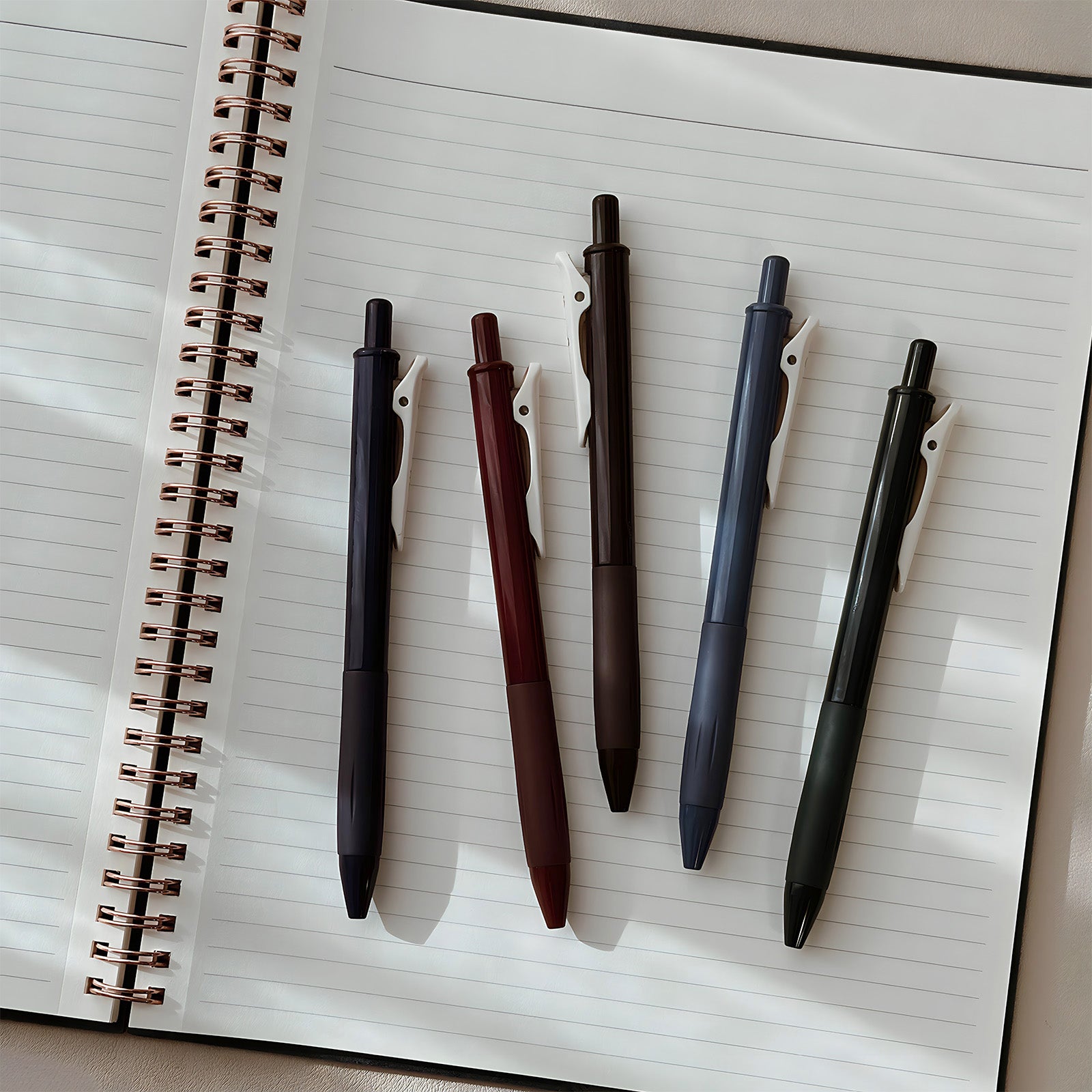 Wrapables Multi-Color Retractable Gel Pen Set (5 pack), 0.5mm Fine Point, for Writing, Journaling, Drawing, Home and Office