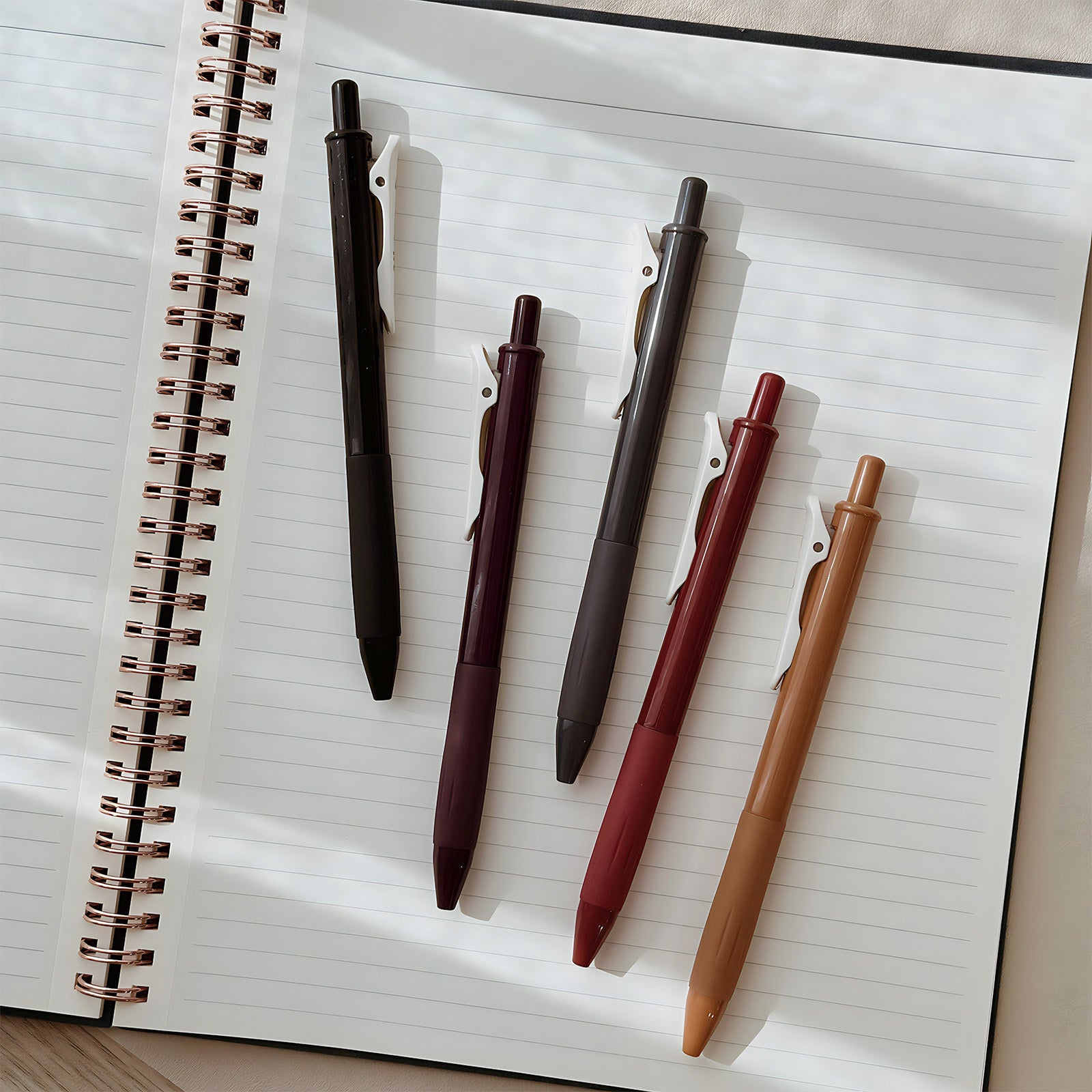 Wrapables Multi-Color Retractable Gel Pen Set (5 pack), 0.5mm Fine Point, for Writing, Journaling, Drawing, Home and Office